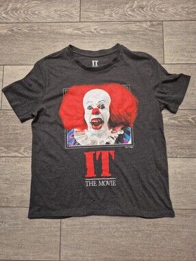 Women's Gray Color Short SleeveGraphic Tee Featuring Pennywise From The Movie IT